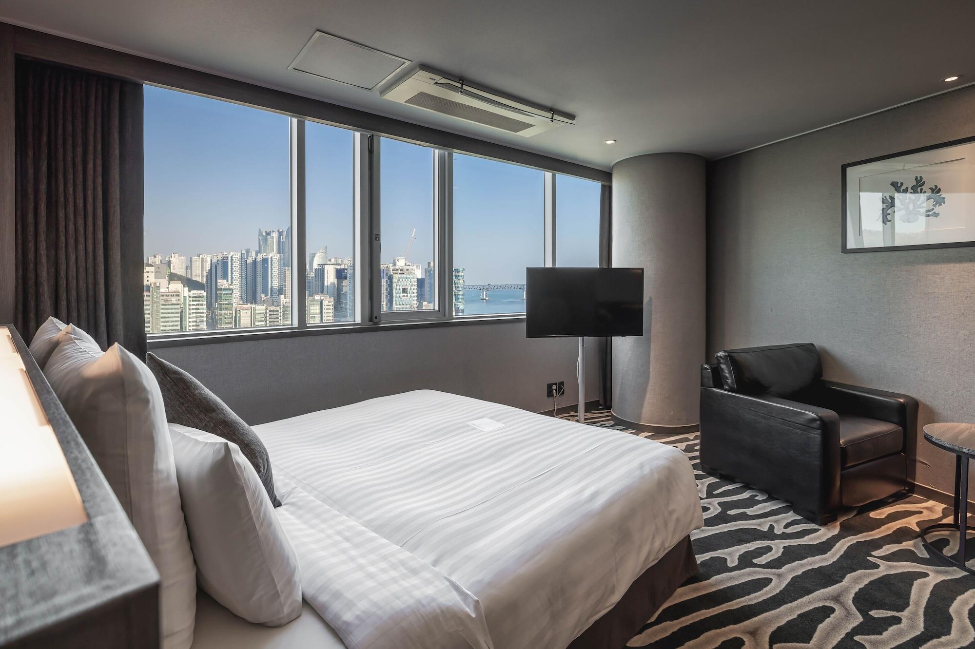 Kent Hotel Gwangalli By Kensington Busan Exterior photo