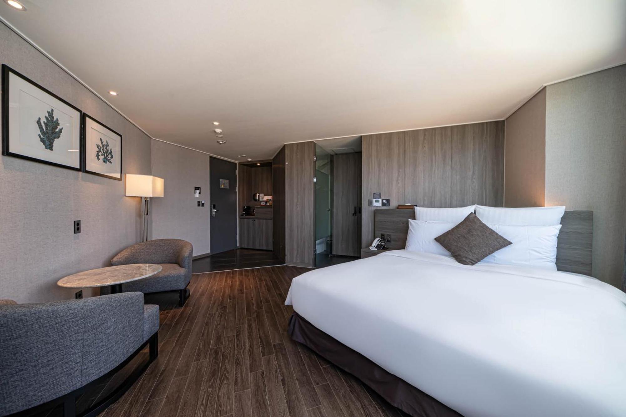 Kent Hotel Gwangalli By Kensington Busan Exterior photo