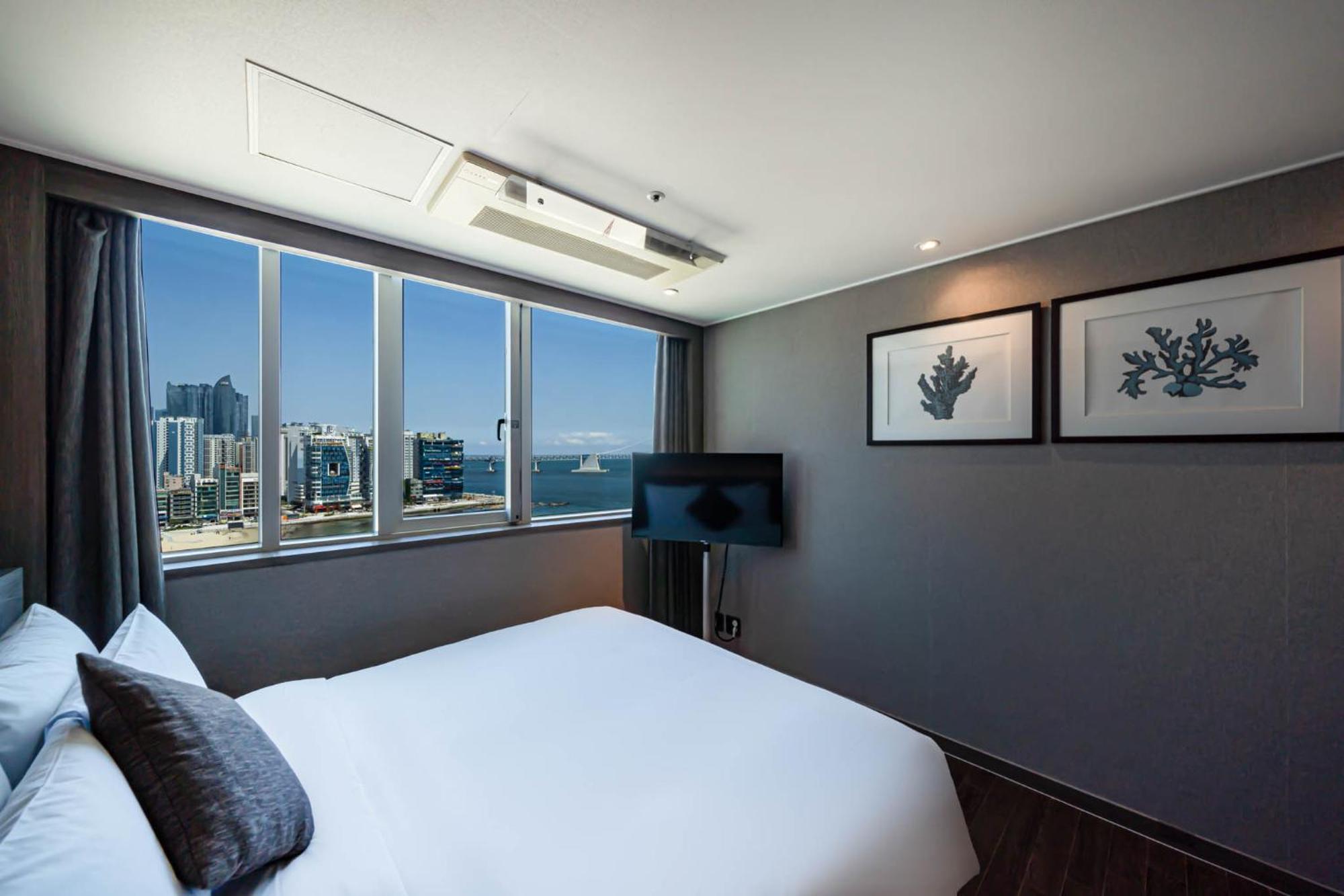 Kent Hotel Gwangalli By Kensington Busan Exterior photo